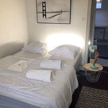 Le Victor Hugo 4 D Et Sa Pizza Offerte Apartment Орияк Екстериор снимка