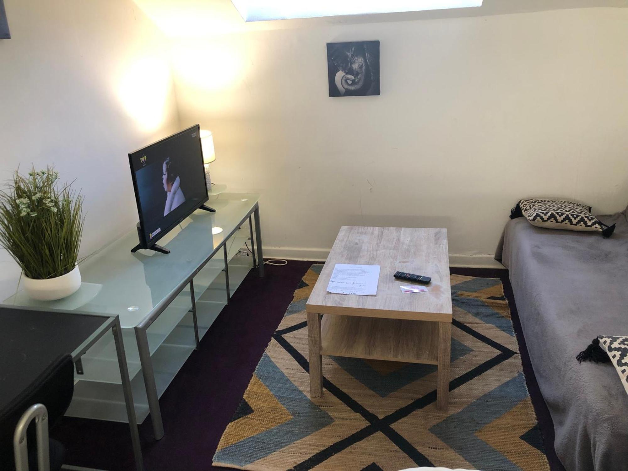 Le Victor Hugo 4 D Et Sa Pizza Offerte Apartment Орияк Екстериор снимка